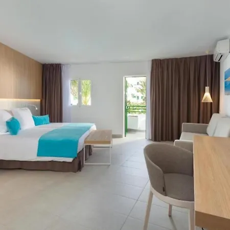 Appartement Deluxe Pool View/half Board, 400m From Playa del Inglés